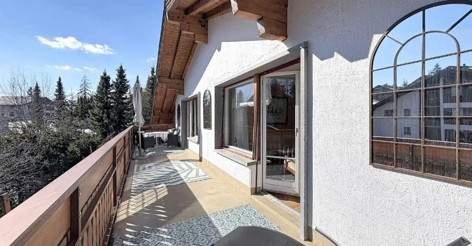 Charmant 4.5 pièces au calme absolu, à deux pas du centre – photo 2 sur 18