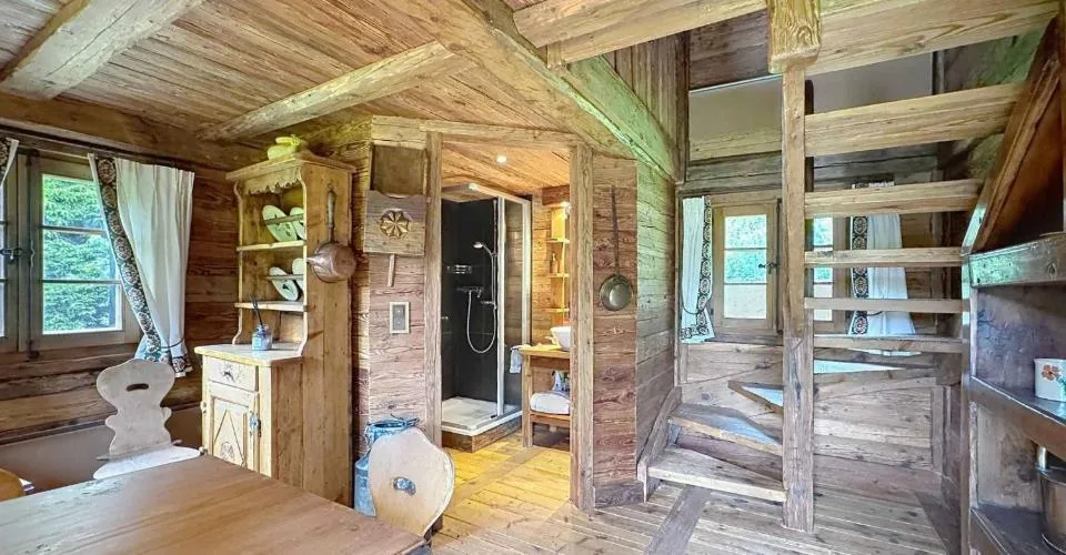 Splendido chalet con il suo mazot su una magnifica parcelle – foto 10 di 23