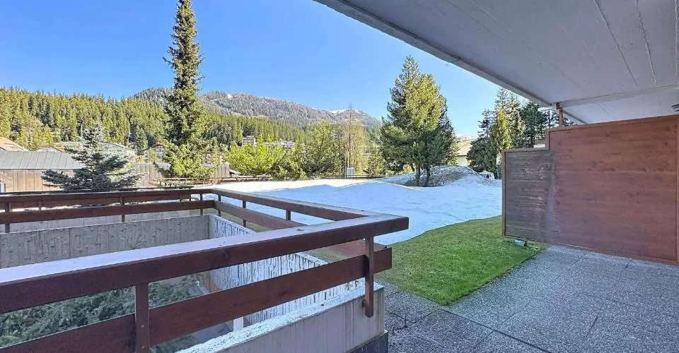 Wohnung mit 6.5 Zimmern im Dachgeschoss mit Blick auf den Golf und superber Aussicht + Studio – Foto 12 von 25