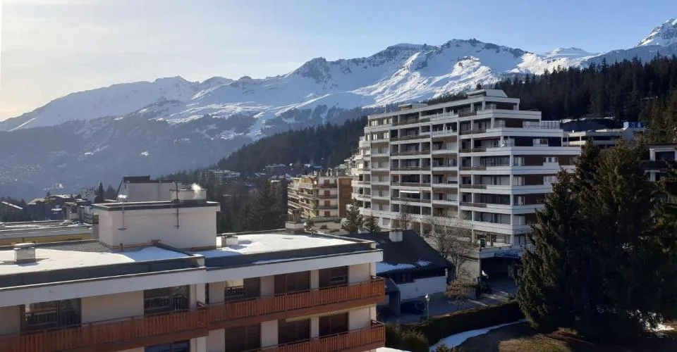 Eleganza contemporanea in un ambiente alpino – foto 19 di 26