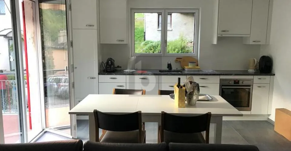 Renovierte, moderne Immobilie in sonniger und ruhiger Lage – Foto 6 von 8