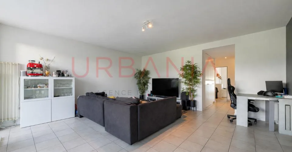 Sehr schönes Apartment in einem innovativen Viertel – Foto 8 von 10