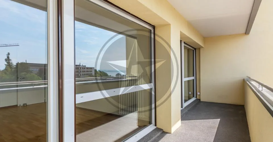 3,5 PIÈCES AVEC BALCON, VUE LAC ET GARAGE – RÉSERVÉ AUX INVESTISSEURS – Foto 12 von 26