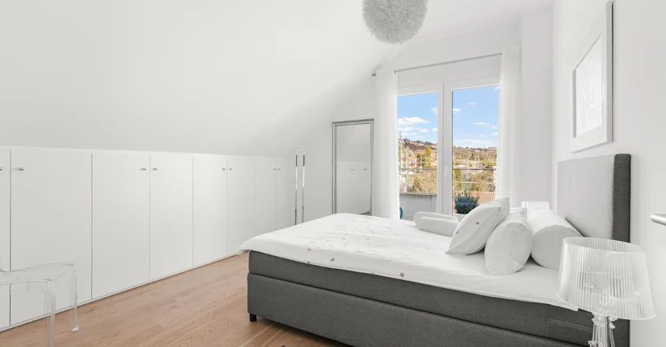 Duplex d'exception avec vue panoramique sur le lac Léman ! – photo 9 sur 25