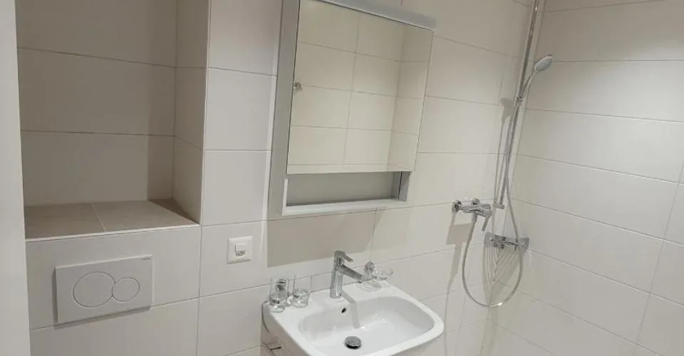 Appartamento recentemente ristrutturato di 3 locali con balcone! – foto 18 di 22