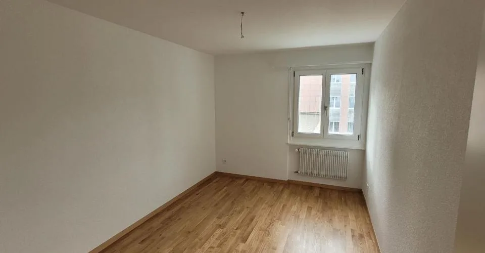 Appartamento recentemente ristrutturato di 3 locali con balcone! – foto 17 di 22