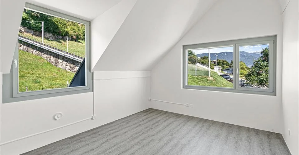 Appartement de prestige rénové avec vue spectaculaire sur le lac ! – Foto 10 von 22