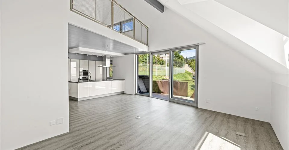 Appartement de prestige rénové avec vue spectaculaire sur le lac ! – Foto 6 von 22