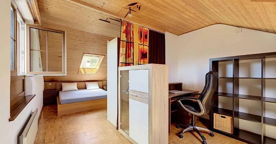 Grande maison individuelle dans son écrin de verdure – foto 9 di 25