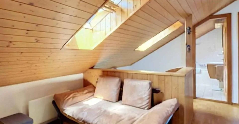 Grande maison individuelle dans son écrin de verdure – foto 8 di 25
