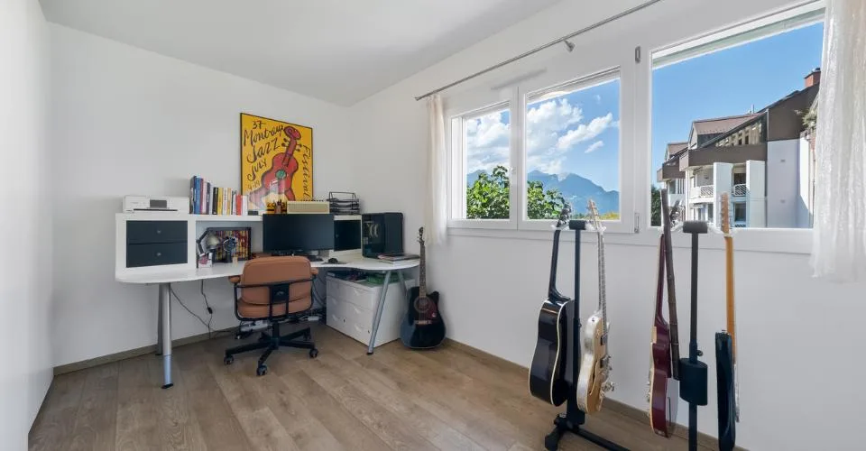 APPARTEMENT DE 4,5 PIÈCES - VUE PANORAMIQUE - GARAGE - EN EXCLUSIVITÉ – photo 23 sur 26