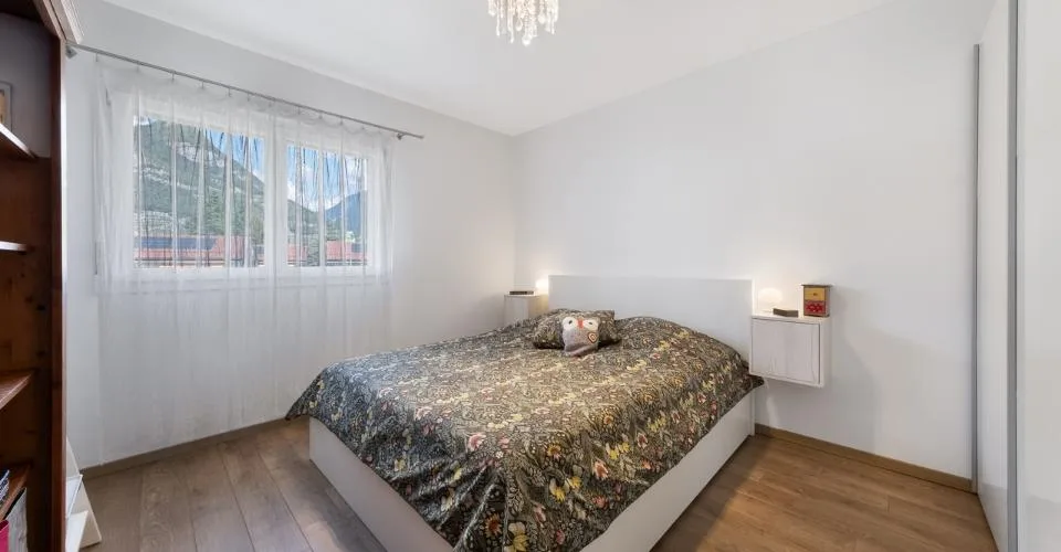 APPARTEMENT DE 4,5 PIÈCES - VUE PANORAMIQUE - GARAGE - EN EXCLUSIVITÉ – photo 17 sur 26