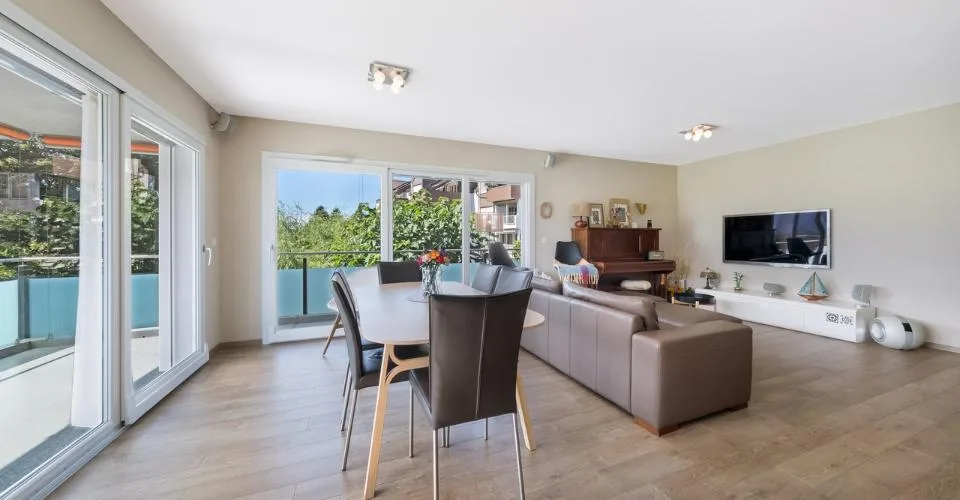 APPARTEMENT DE 4,5 PIÈCES - VUE PANORAMIQUE - GARAGE - EN EXCLUSIVITÉ – photo 19 sur 26