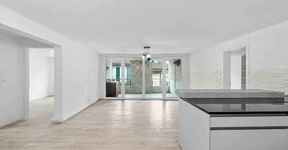 Da visitare! Affascinante appartamento di 4 1/2 locali nel cuore di Blonay. – foto 4 di 25