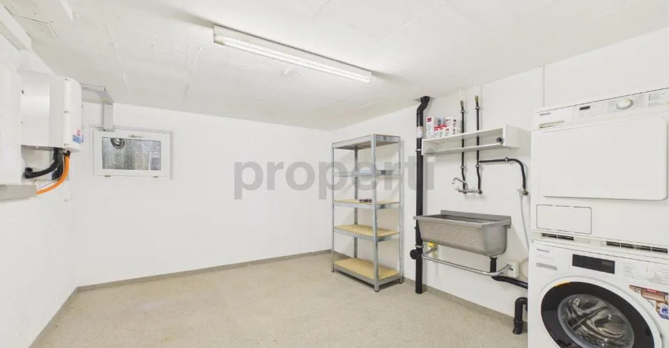 Modernes freistehendes 5.5-Zimmer-Einfamilienhaus mit Doppelgarage und zwei E-Ladestationen in Lindau
