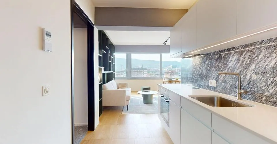 Appartement 1 chambre haut de gamme dans la nouvelle Alto Tower – Freihofstrasse 23, Zurich – photo 3 of 7