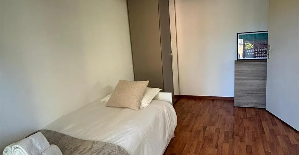 Neugasse 83 – Spacieux appartement 3 chambres récemment meublé au cœur de Zurich ! – foto 5 di 5