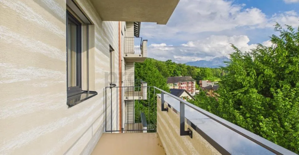 Hochwertig sanierte 3.5-Zimmer-Wohnung im Erstbezug