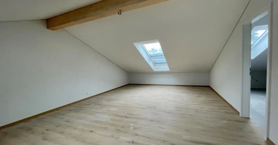 A Villars sous Mont 4,5 pces Duplex attique à 5 min. à pied gare