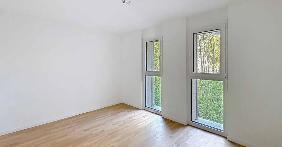APPARTEMENT 4.5 PIÈCES — EN ACHAT-LOCATION
