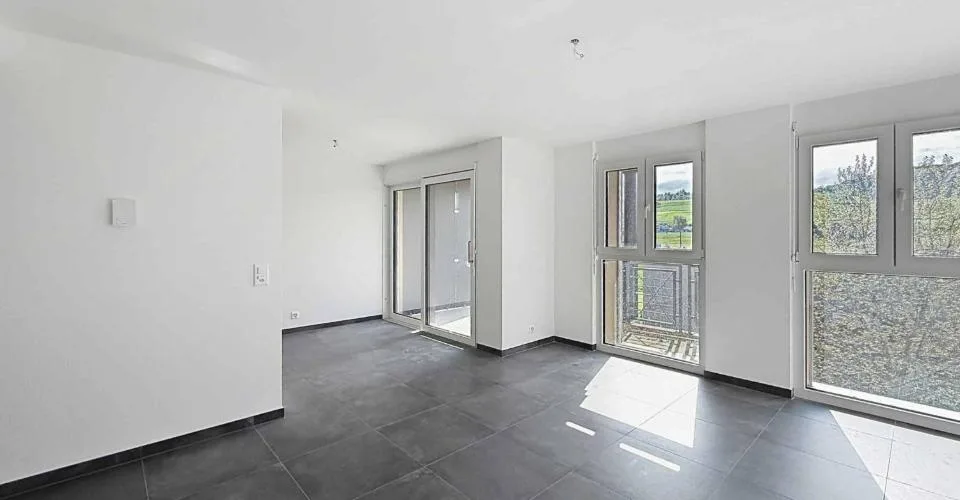 APPARTEMENT 4.5 PIÈCES — EN ACHAT-LOCATION
