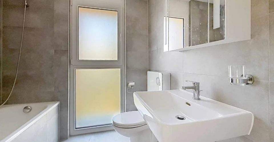 APPARTEMENT 4.5 PIÈCES — EN ACHAT-LOCATION