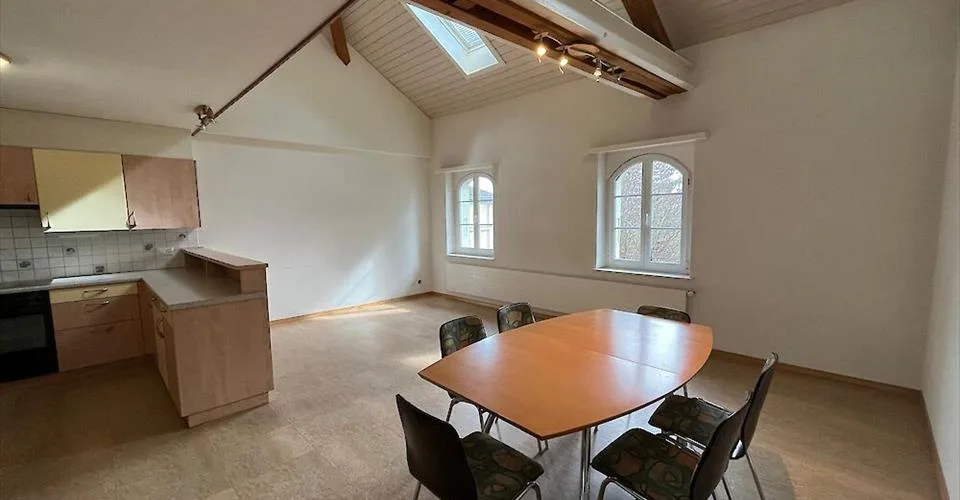 Grosse 5.5-Zimmerwohnung in Montet