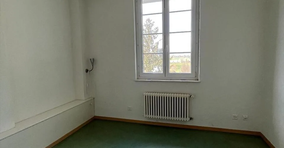 Grosse 5.5-Zimmerwohnung in Montet