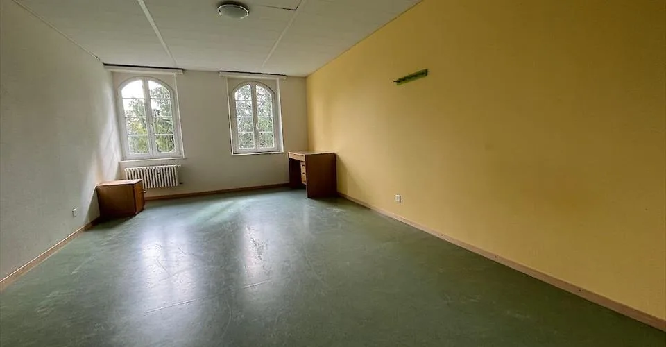 Grosse 5.5-Zimmerwohnung in Montet