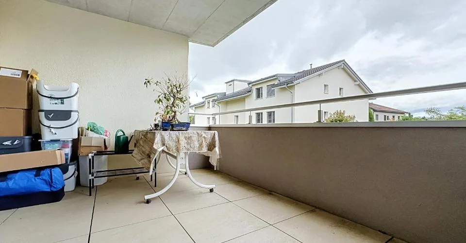 Bel appartement de 2,5 pces au 1er étage avec balcon