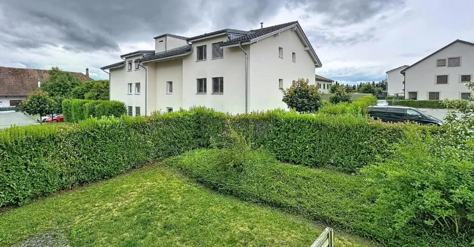 Bel appartement de 2,5 pces au 1er étage avec balcon