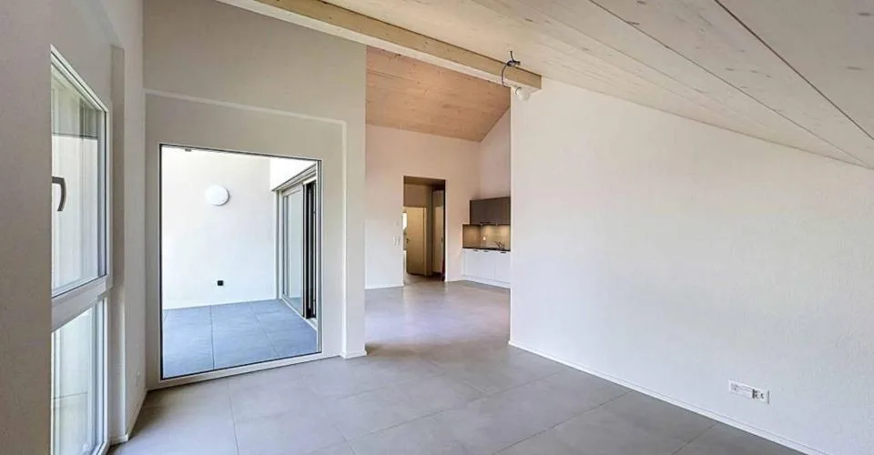 Appartement neuf de 3.5 pièces dans les combles