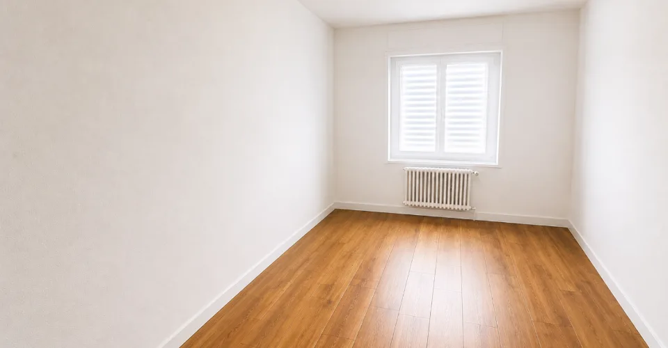 Appartement de 4.5 pièces sis au rez-de-chaussée avec conciergerie