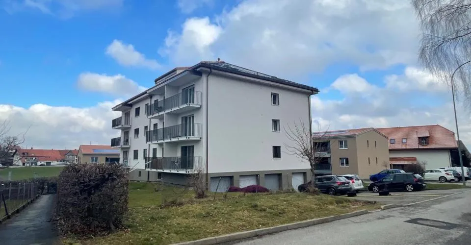 Appartement de 4.5 pièces sis au rez-de-chaussée avec conciergerie