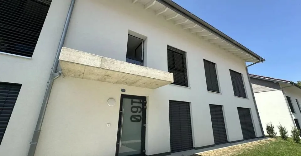 Appartement de 4.5 pièces au rez-de-chaussée