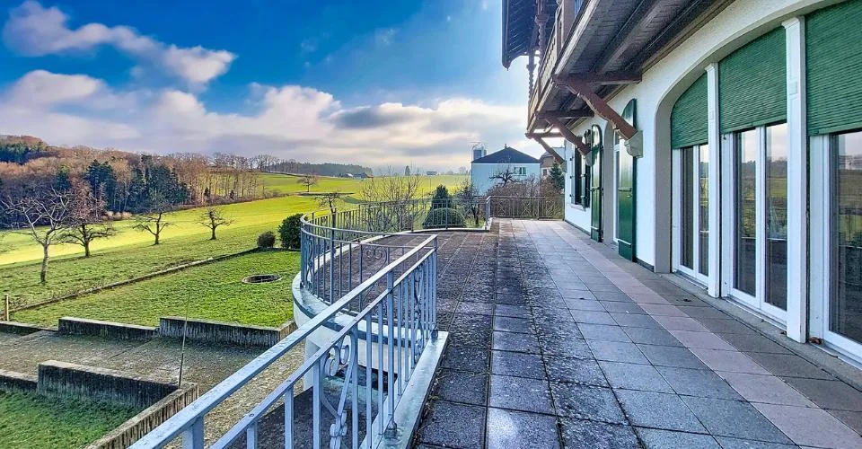 Propriété de 14 pces à St-Ours - FR, à quelques minutes de Fribourg