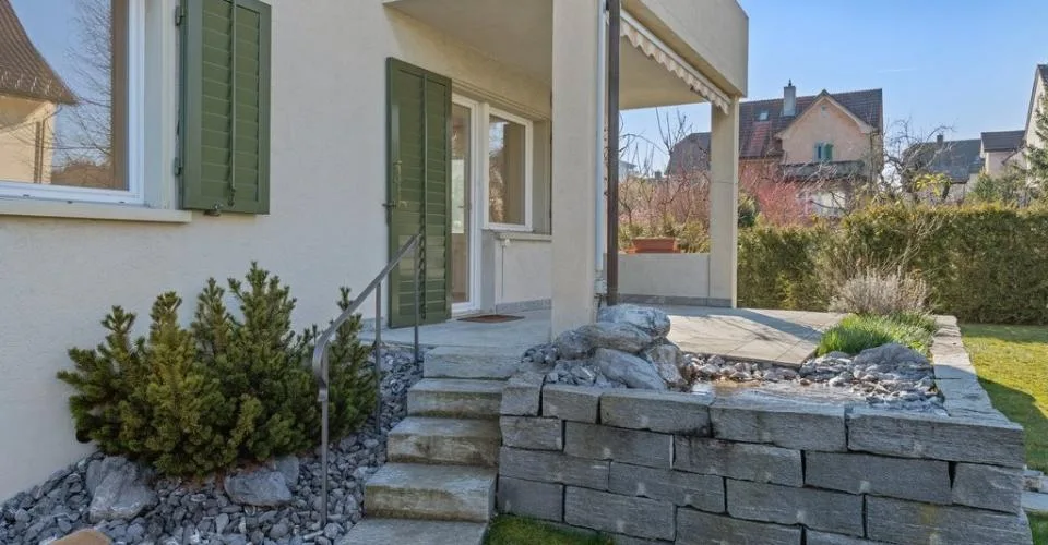 Maison individuelle sur 3 niveaux habitables : idéale pour les étudiants (séjour temporaire)