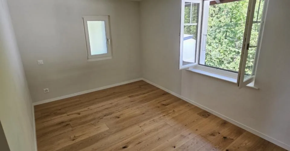 Spacieux appartement de 3.5 pièces (~95 m²) à Jouxtens-Mézery