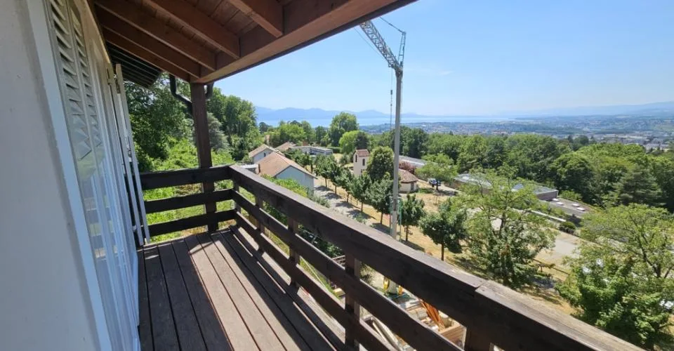 Spacieux appartement de 3.5 pièces (~95 m²) à Jouxtens-Mézery