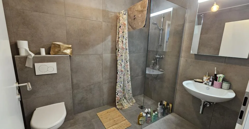 Logement de 3.5 pièces de 125 m2, esprit loft, de plain-pied