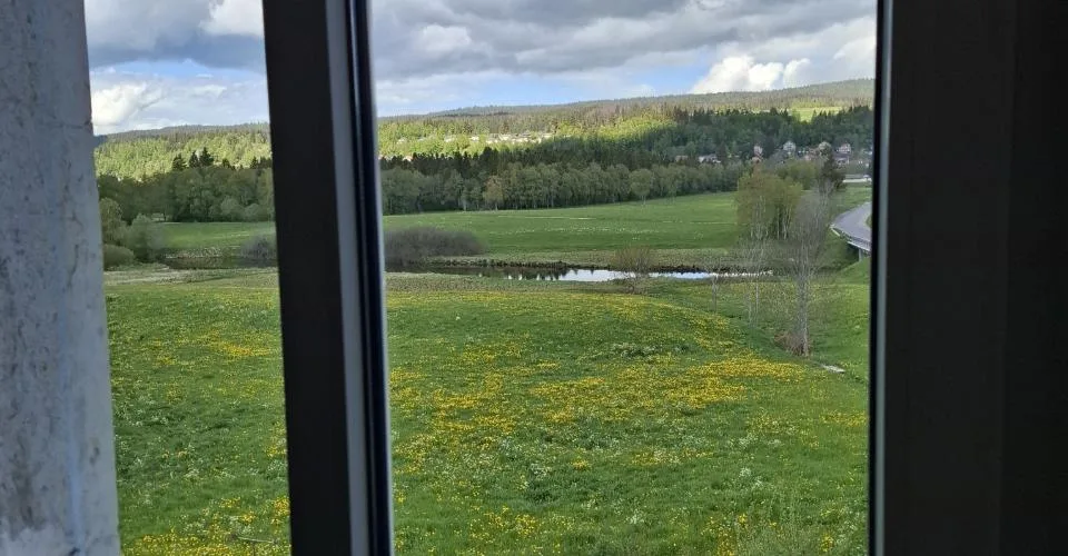 Spacieux et lumineux 4.5 pièces au calme