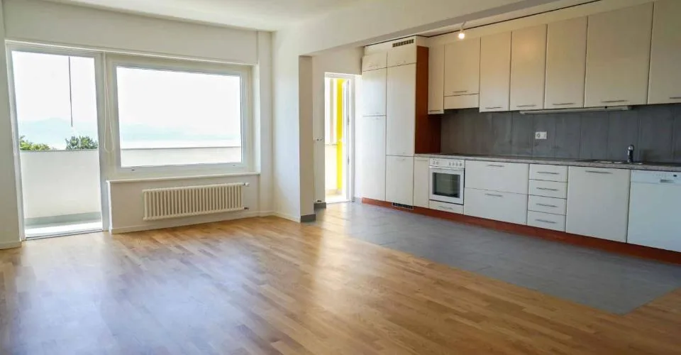 Sublime appartement de 3.0 pièces de 98m2 avec vue sur le lac