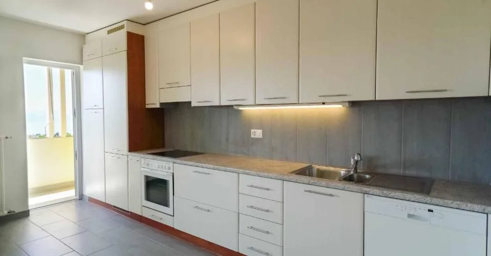 Sublime appartement de 3.0 pièces de 98m2 avec vue sur le lac