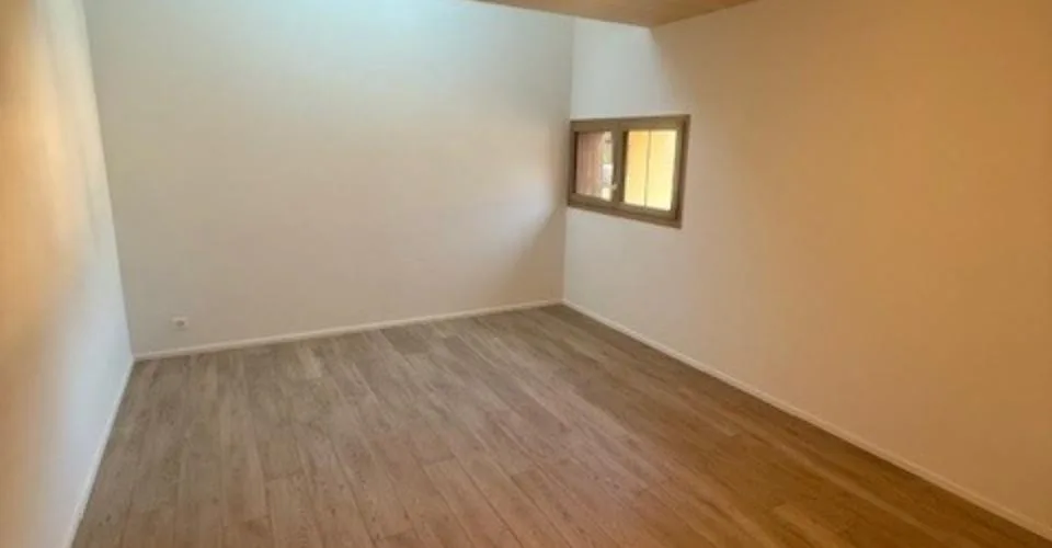 A louer, magnifique logement de 3.5 pièces dans une ferme rénovée