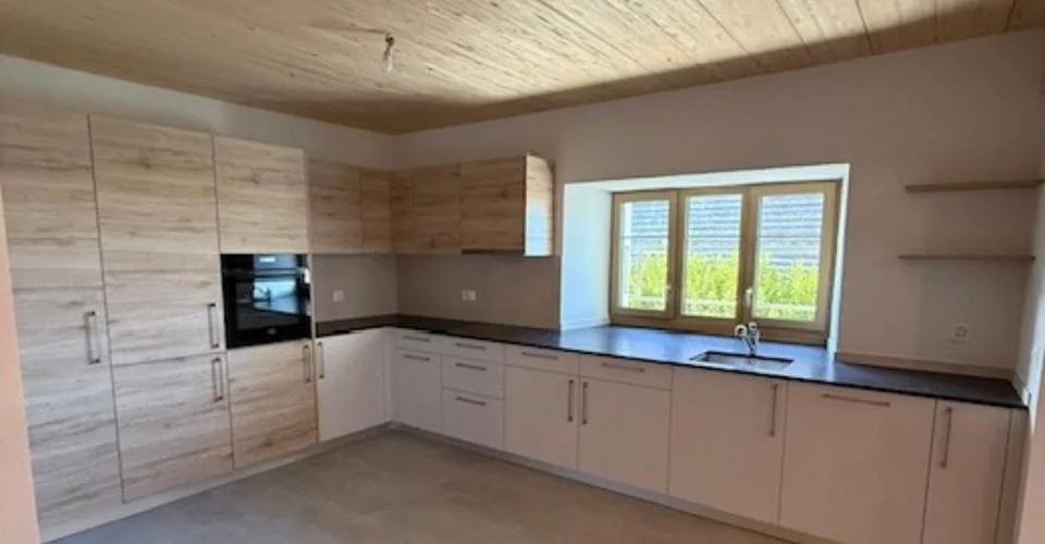 A louer, magnifique logement de 3.5 pièces dans une ferme rénovée