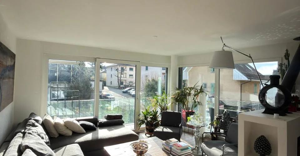 EXTRAORDINARY 3 BEDROOMS LAUSANNE