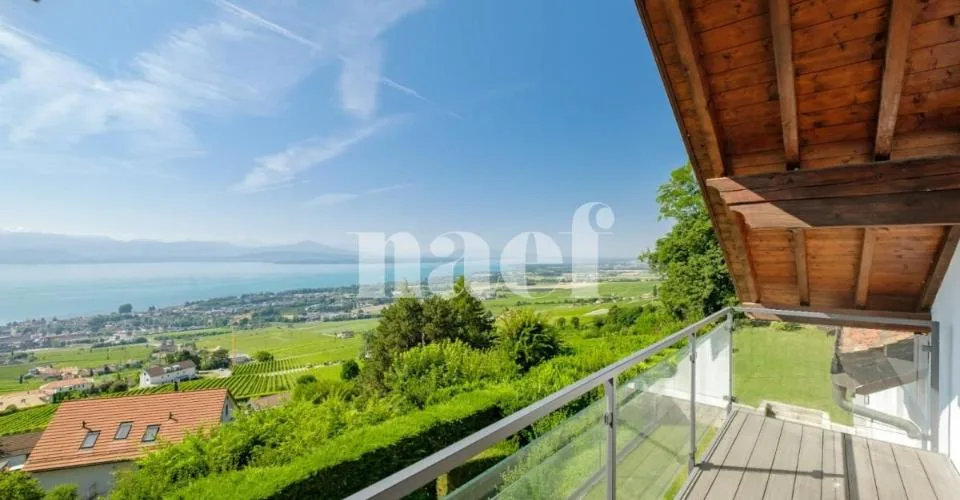 Propriété d'exception de 8 pièces avec vue panoramique sur le lac et piscine chauffée