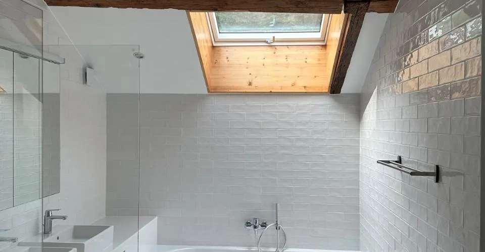 Ferme rénovée à proximité de La Côte International School (LCIS) – Maison familiale de 300 m² avec grand jardin
