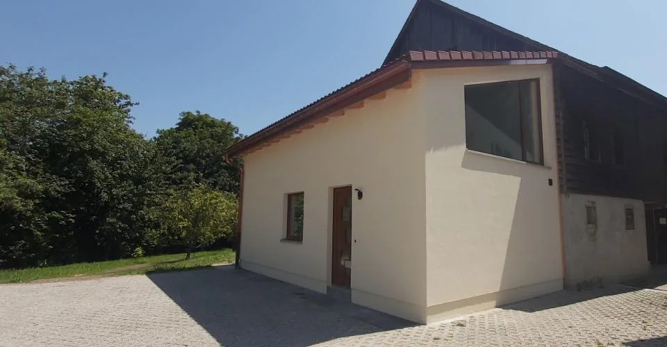 Grand studio en duplex de bon standing avec terrasse