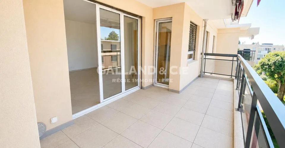 Bel appartement dans une résidence privée